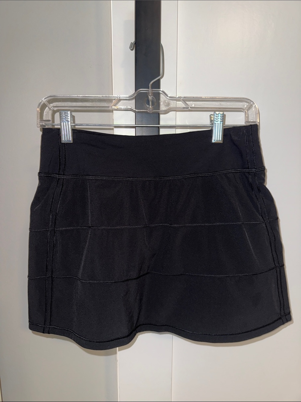 EUC Size 4 Lululemon Pace Rival Skirt